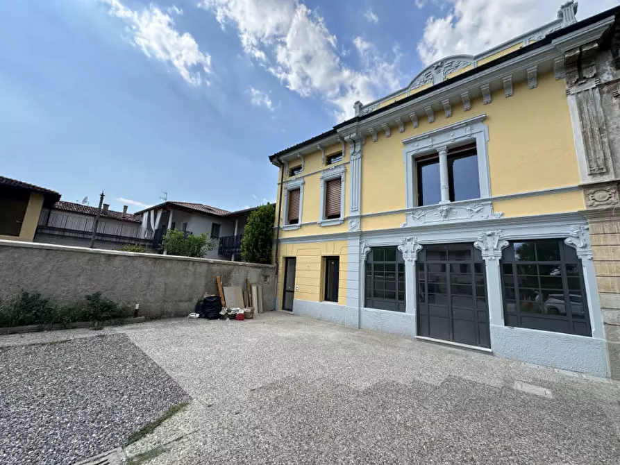 Immagine 22 di Appartamento in vendita  in Via Montedenno 22 a Brescia
