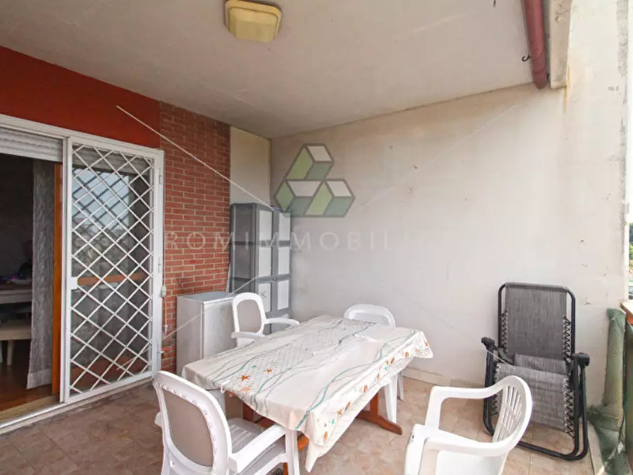 Immagine 12 di Appartamento in vendita  in Via del Poggio di Acilia a Roma