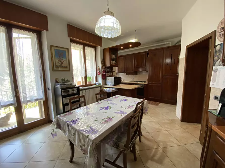Immagine 5 di Appartamento in vendita  in via Carretto del Gaspare a Verona