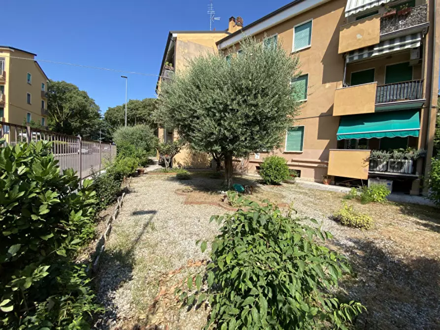 Immagine 34 di Appartamento in vendita  in via Carretto del Gaspare a Verona