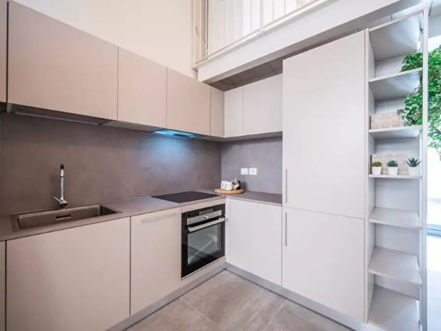 Immagine 7 di Loft/Open space in affitto  a Parma