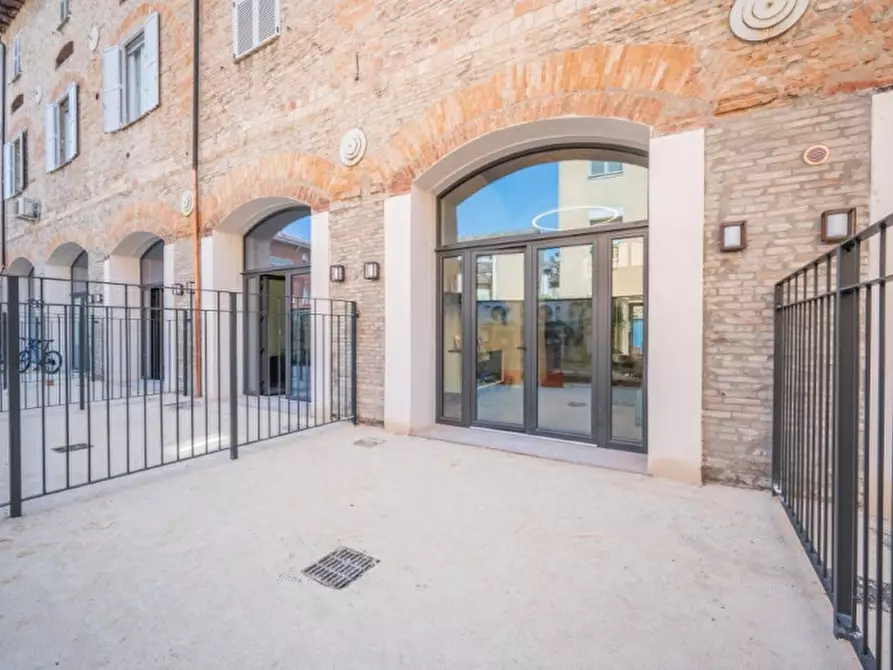 Immagine 19 di Loft/Open space in affitto  a Parma