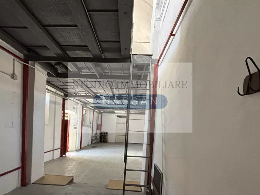 Immagine 9 di Magazzino in affitto  in Via Andrea Costa 57 a Cassano Magnago