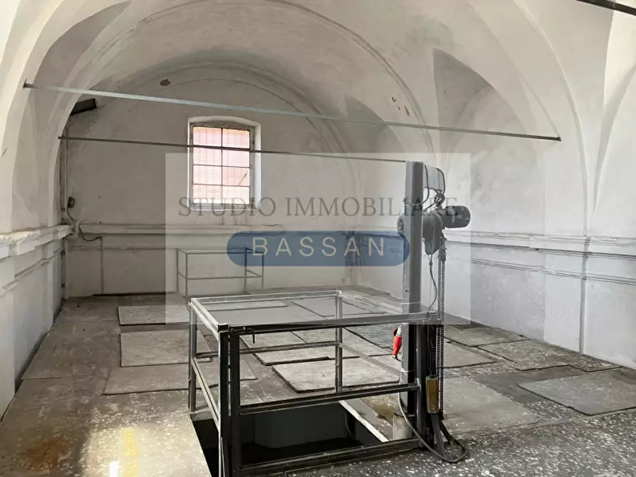 Immagine 11 di Magazzino in affitto  in Via Andrea Costa 57 a Cassano Magnago
