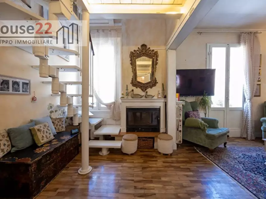 Immagine 5 di Palazzo in vendita  in via Girolamo Gigli 17 a Siena