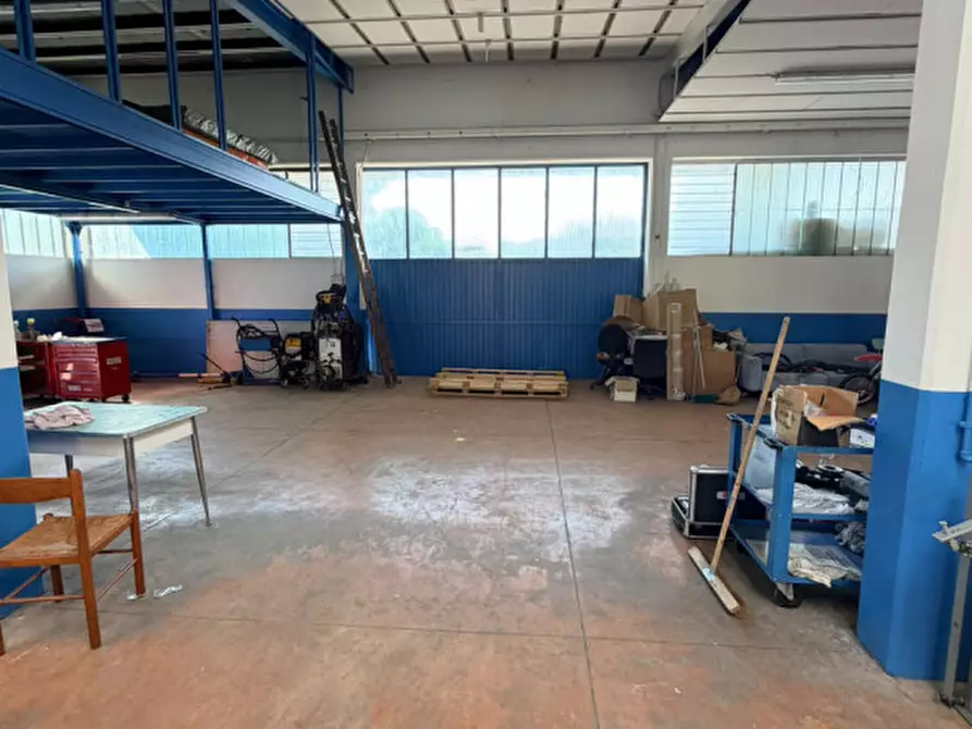 Immagine 6 di Capannone industriale in affitto  in Via Pontebbana a Spresiano