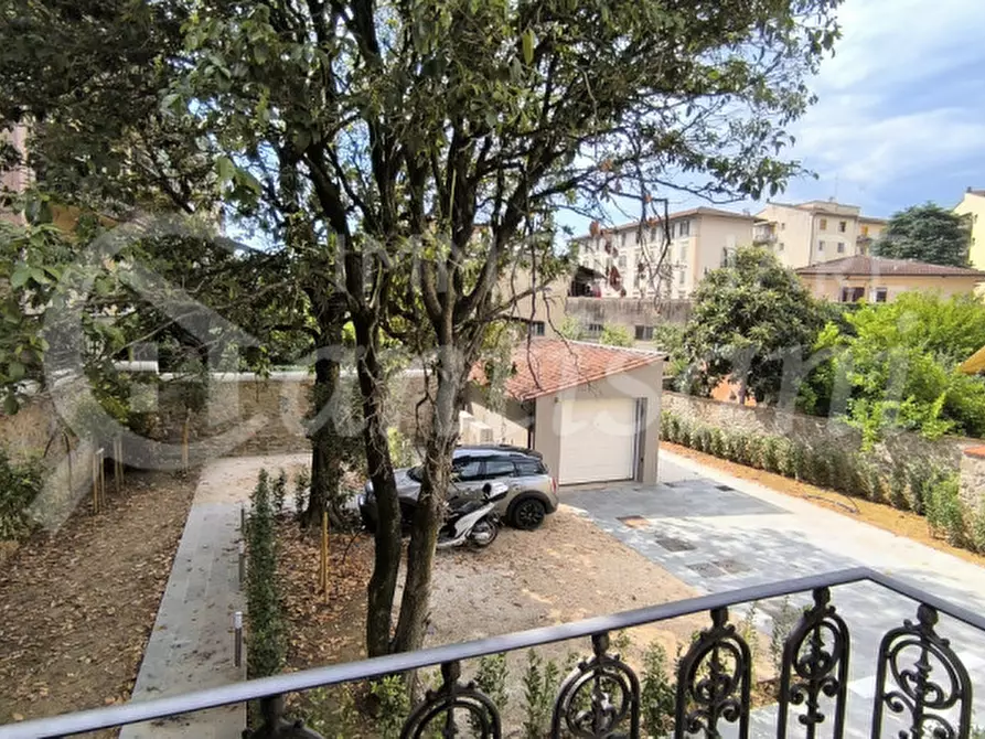 Immagine 13 di Casa indipendente in vendita  in Via Vittorio Emanuele Secondo a Firenze