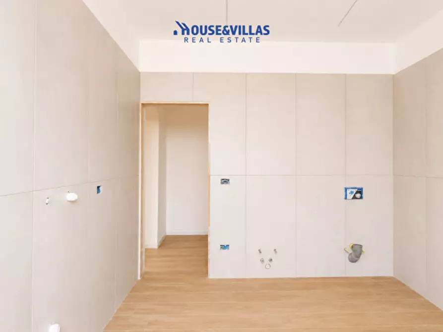 Immagine 11 di Casa indipendente in vendita  in piazza bolivar a Noto