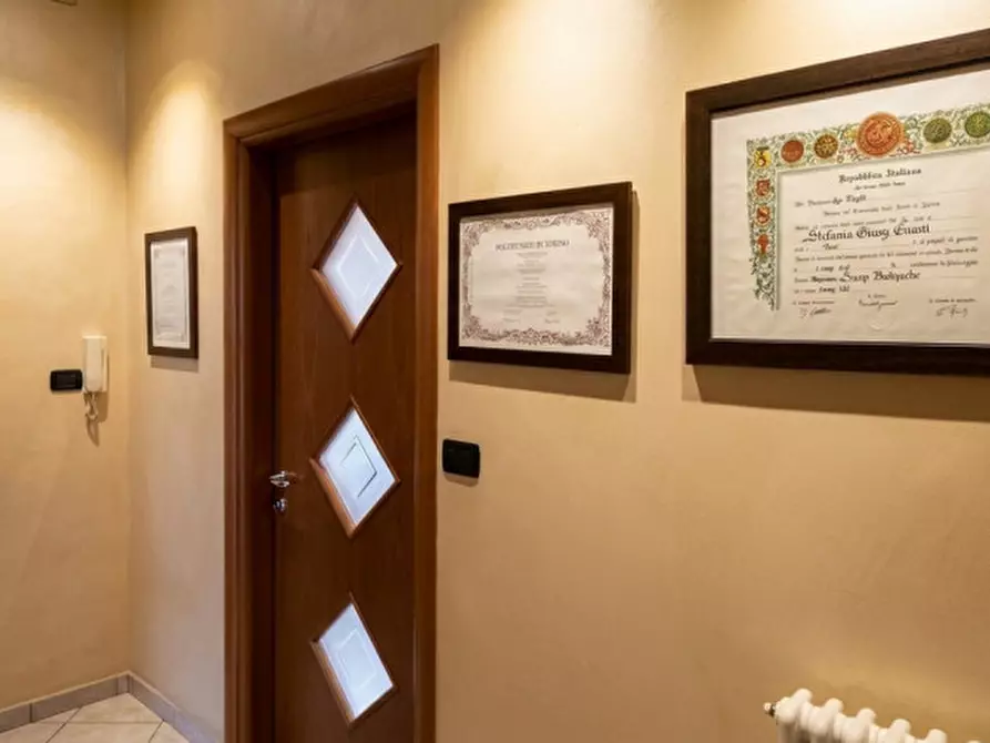Immagine 11 di Appartamento in vendita  in Via orbetello 89 a Torino
