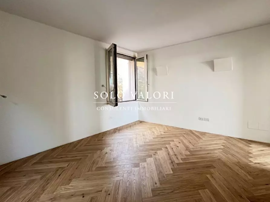 Immagine 6 di Villa in vendita  a Asolo