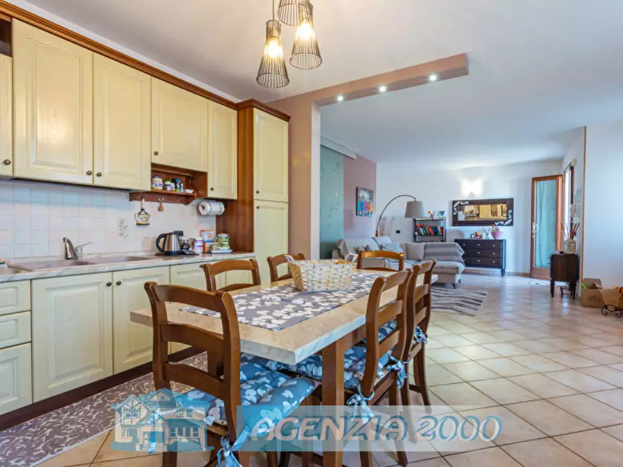 Immagine 6 di Villa in vendita  in Via Enrico Toti 11 a Bagnoli Di Sopra