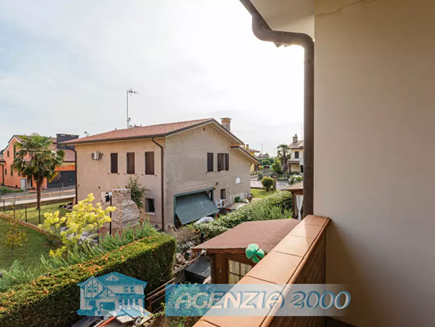 Immagine 15 di Villa in vendita  in Via Enrico Toti 11 a Bagnoli Di Sopra