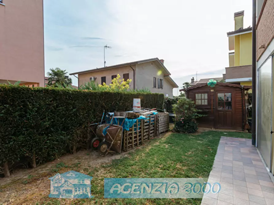 Immagine 40 di Villa in vendita  in Via Enrico Toti 11 a Bagnoli Di Sopra