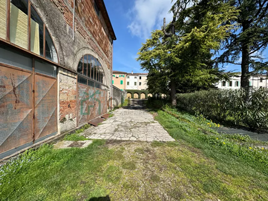Immagine 3 di Rustico / casale in vendita  in Piazza giacomo matteotti a Caldiero