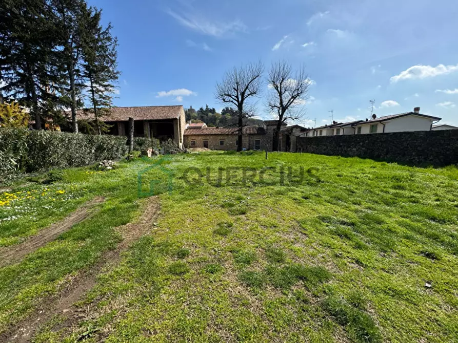 Immagine 5 di Rustico / casale in vendita  in Piazza giacomo matteotti a Caldiero