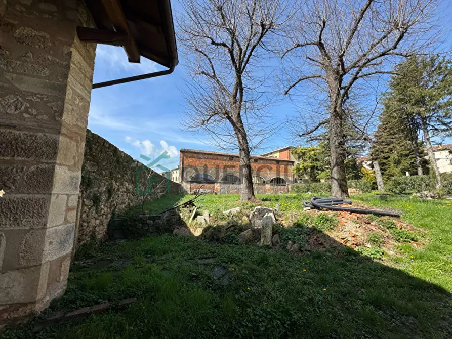 Immagine 9 di Rustico / casale in vendita  in Piazza giacomo matteotti a Caldiero
