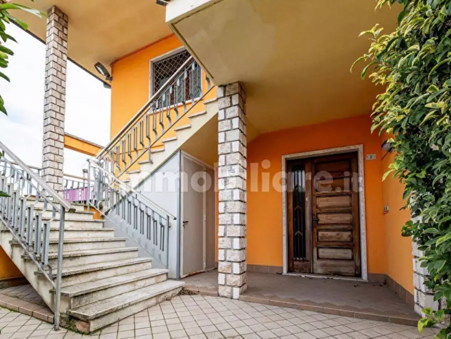 Immagine 17 di Negozio in vendita  in STRADA STATALE 33 a Isola Rizza