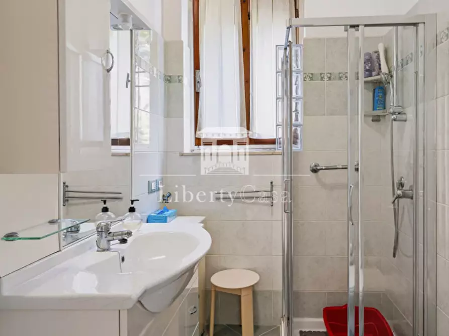 Immagine 9 di Appartamento in vendita  in VIA PRIVATA SIMONINI a Salò