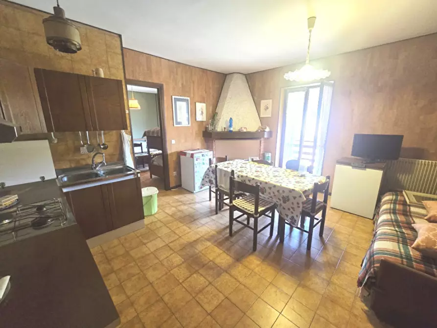Immagine 1 di Appartamento in vendita  in Tonezza del Cimone a Tonezza Del Cimone