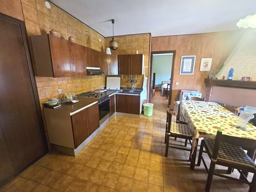 Immagine 2 di Appartamento in vendita  in Tonezza del Cimone a Tonezza Del Cimone