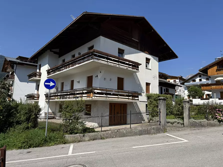 Immagine 13 di Appartamento in vendita  in Via Trento,17 a Auronzo Di Cadore