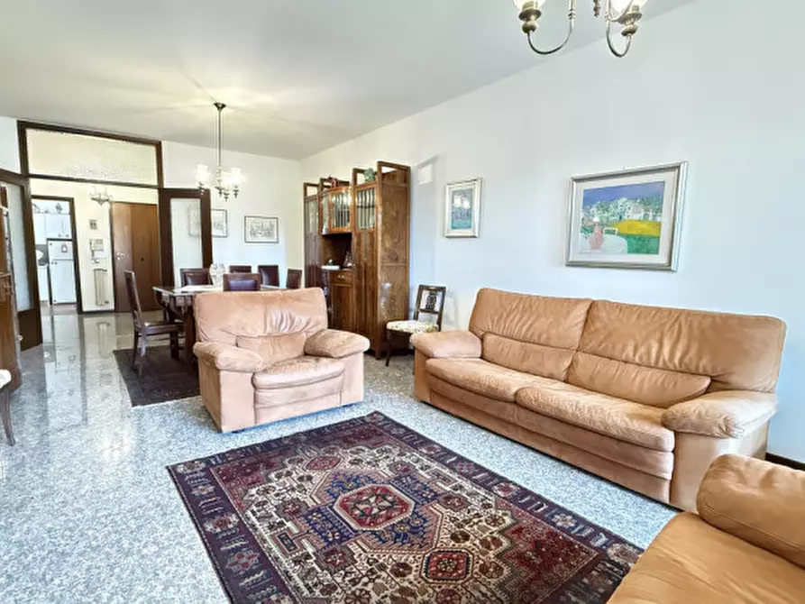 Immagine 3 di Appartamento in vendita  in Via delle Rose a Padova