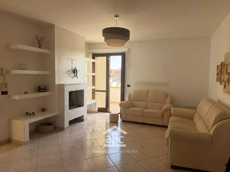 Immagine 9 di Appartamento in vendita  in via abbruzzo,3 a Lizzanello