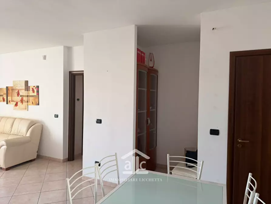 Immagine 15 di Appartamento in vendita  in via abbruzzo,3 a Lizzanello