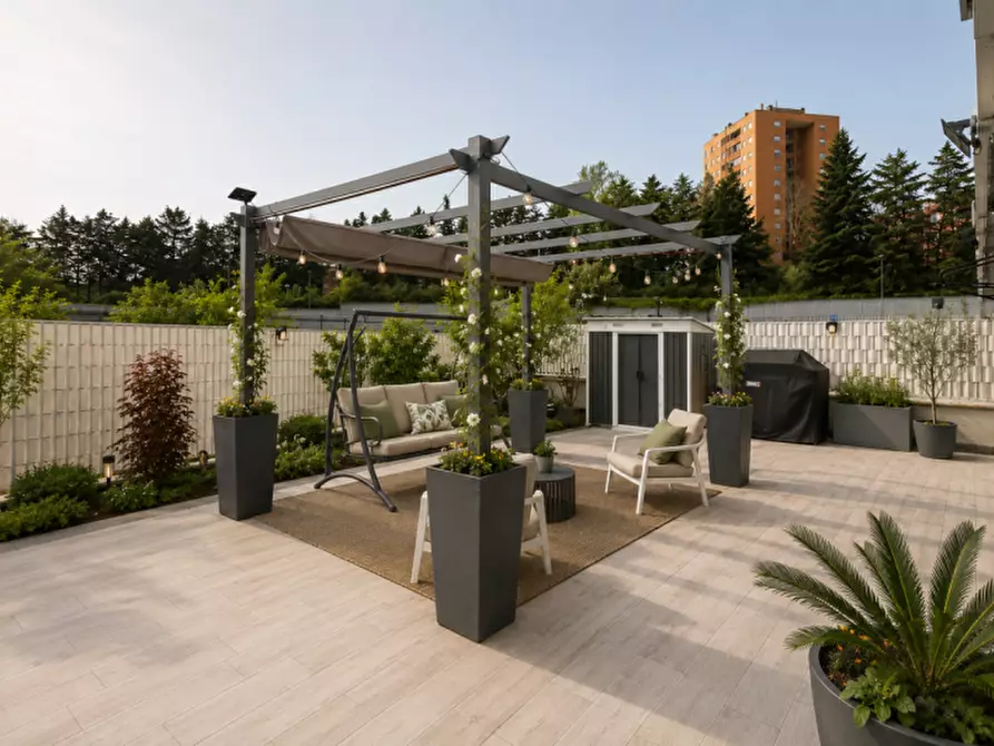 Immagine 19 di Appartamento in vendita  in Via Montegallo a Roma