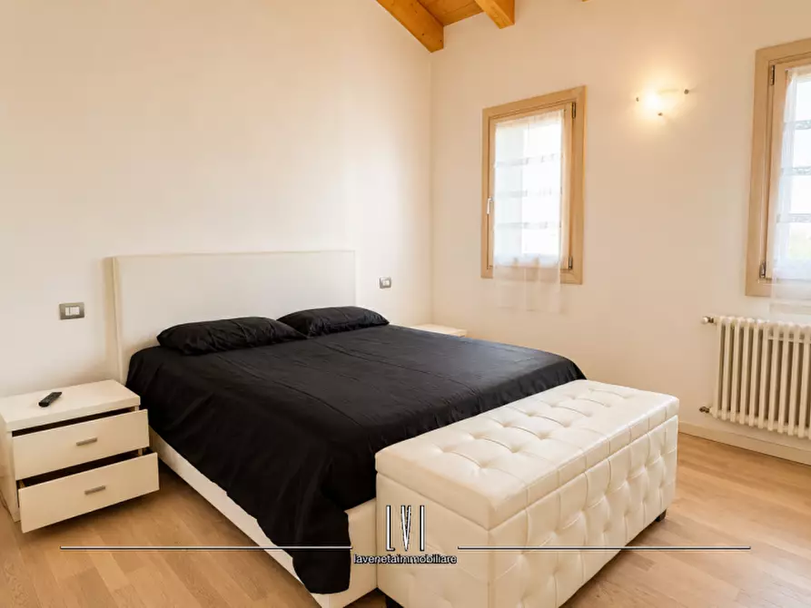 Immagine 8 di Appartamento in vendita  in Via Cristoforo Colombo 70 a Jesolo