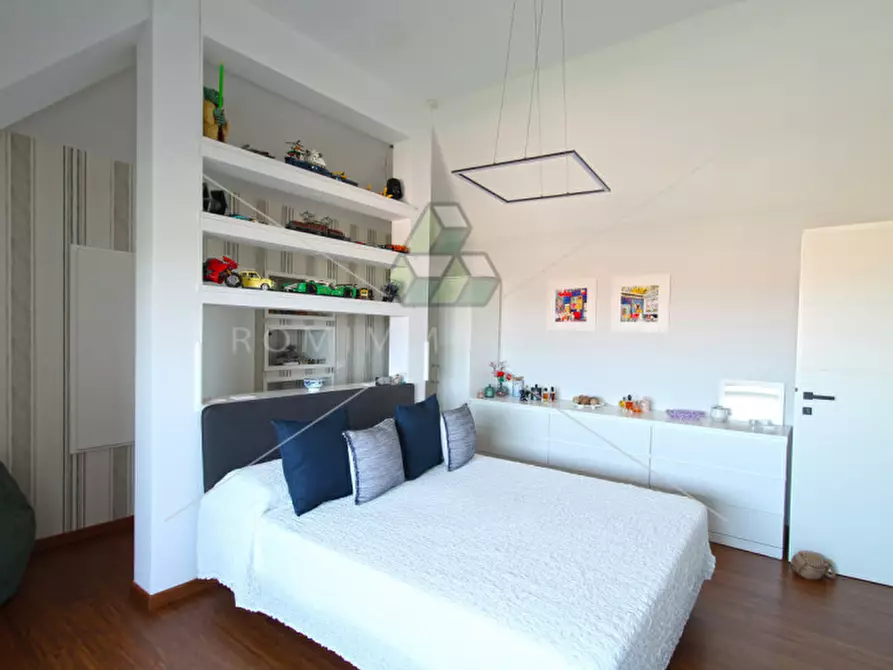 Immagine 12 di Appartamento in vendita  in Via Luigi Lilio a Roma