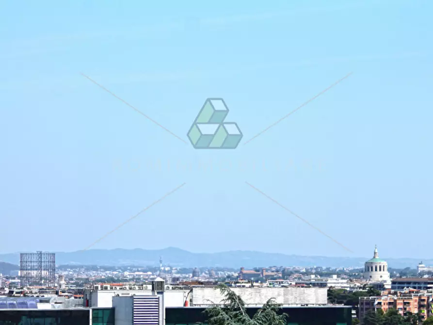 Immagine 19 di Appartamento in vendita  in Via Luigi Lilio a Roma