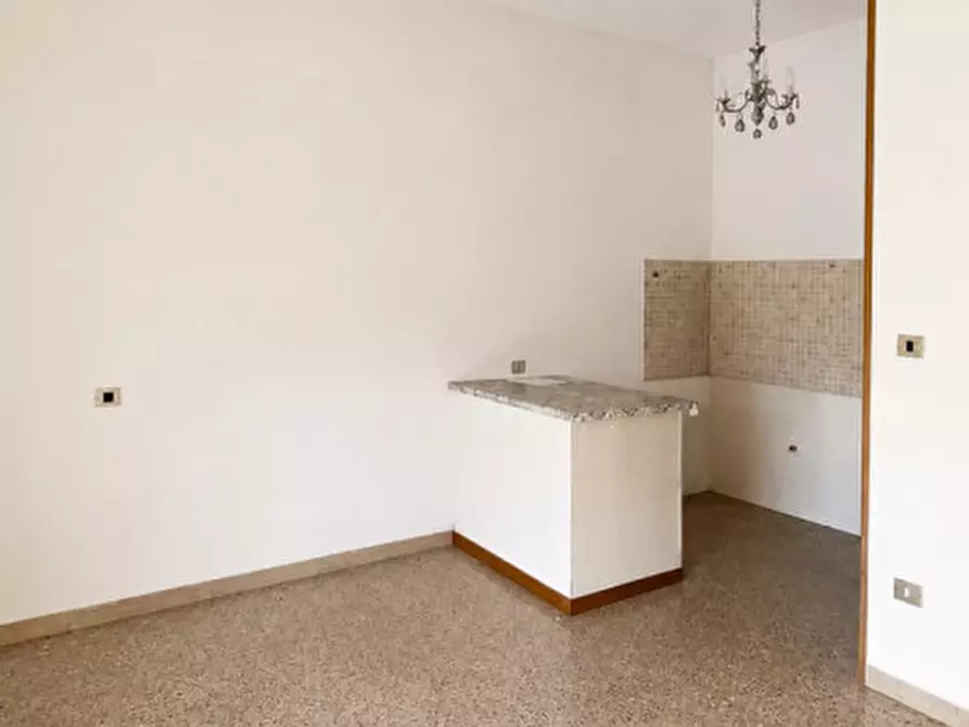 Immagine 4 di Appartamento in vendita  in via villa cozza 5 a Verona