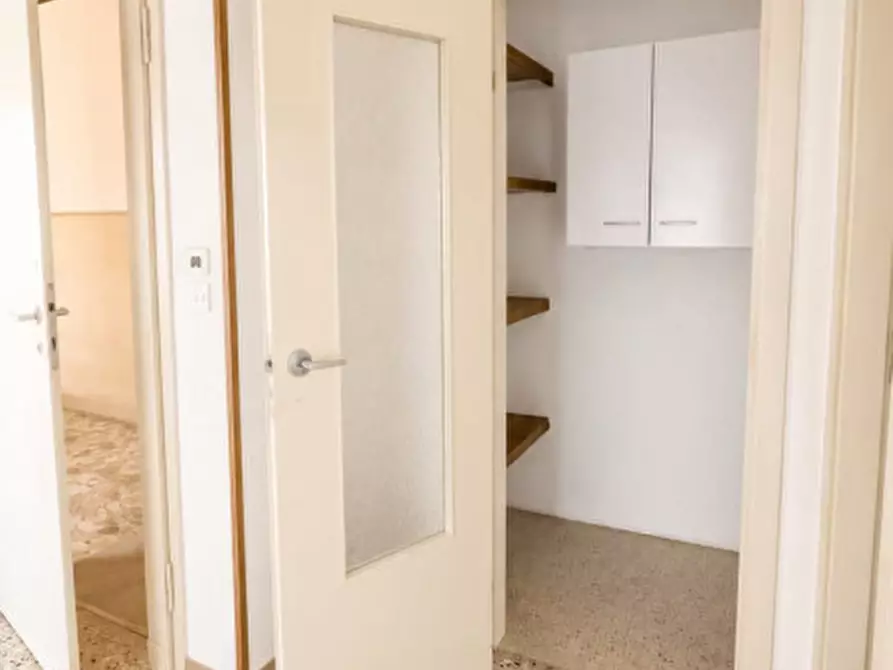 Immagine 8 di Appartamento in vendita  in via villa cozza 5 a Verona