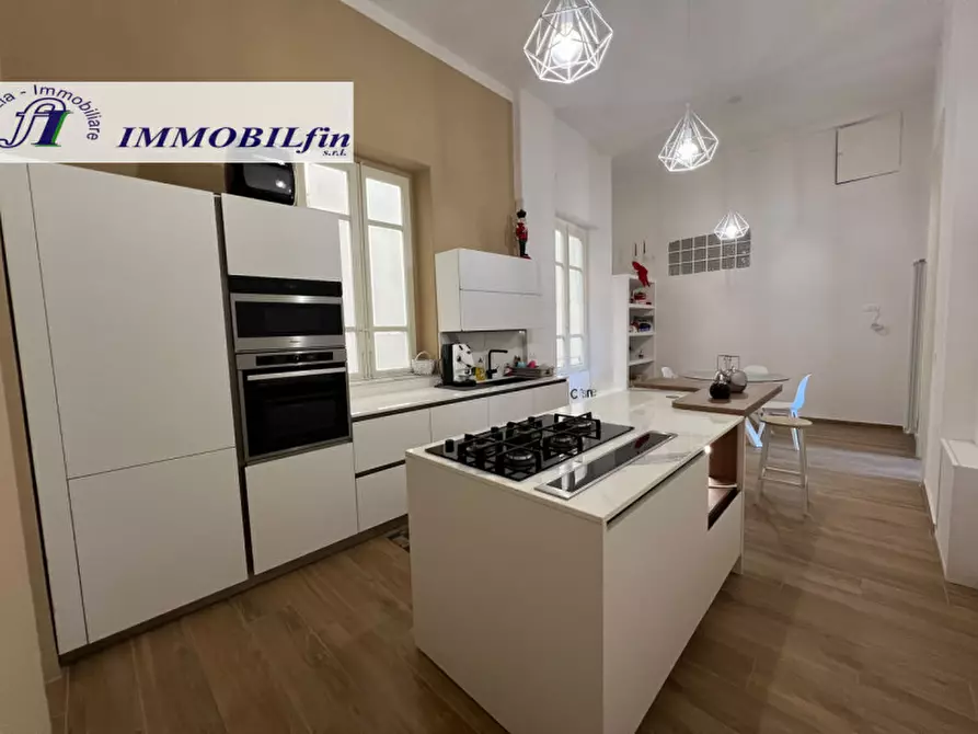 Immagine 18 di Appartamento in vendita  in Via Roma a Palermo