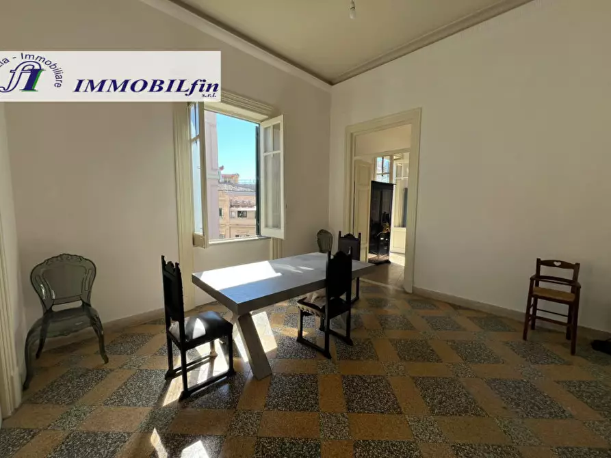 Immagine 37 di Appartamento in vendita  in Via Roma a Palermo