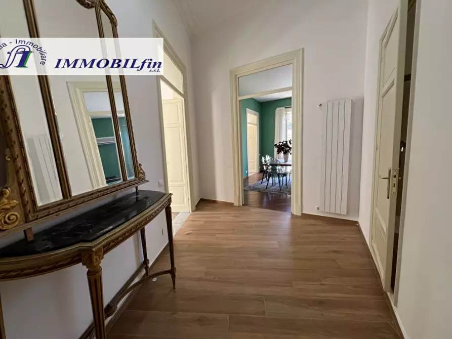 Immagine 39 di Appartamento in vendita  in Via Roma a Palermo