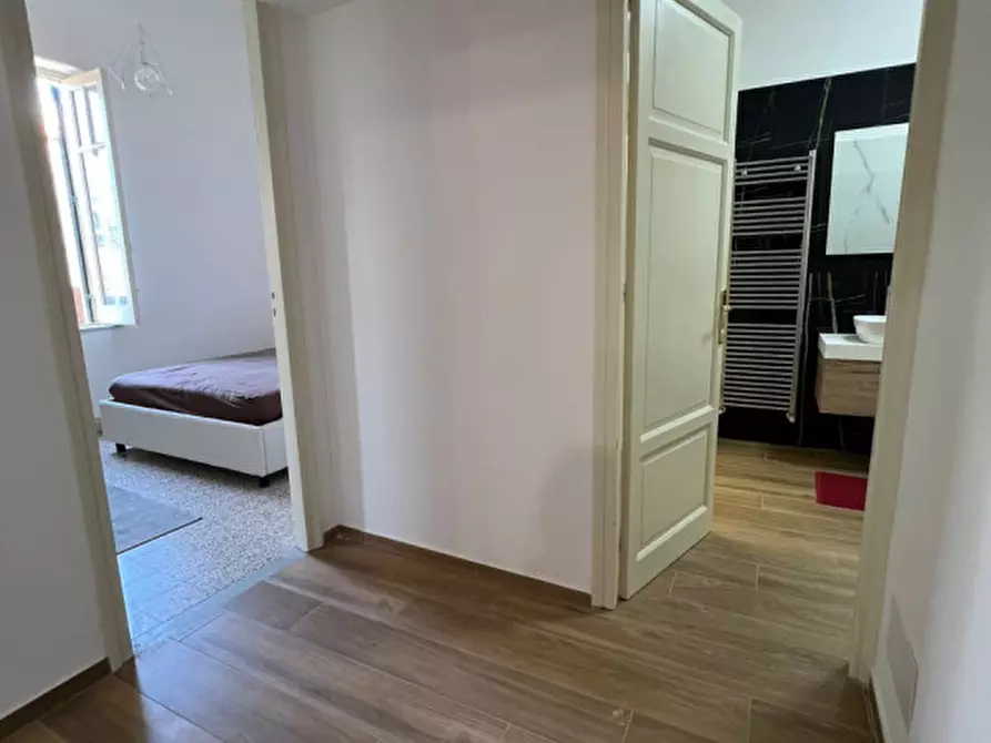 Immagine 44 di Appartamento in vendita  in Via Roma a Palermo