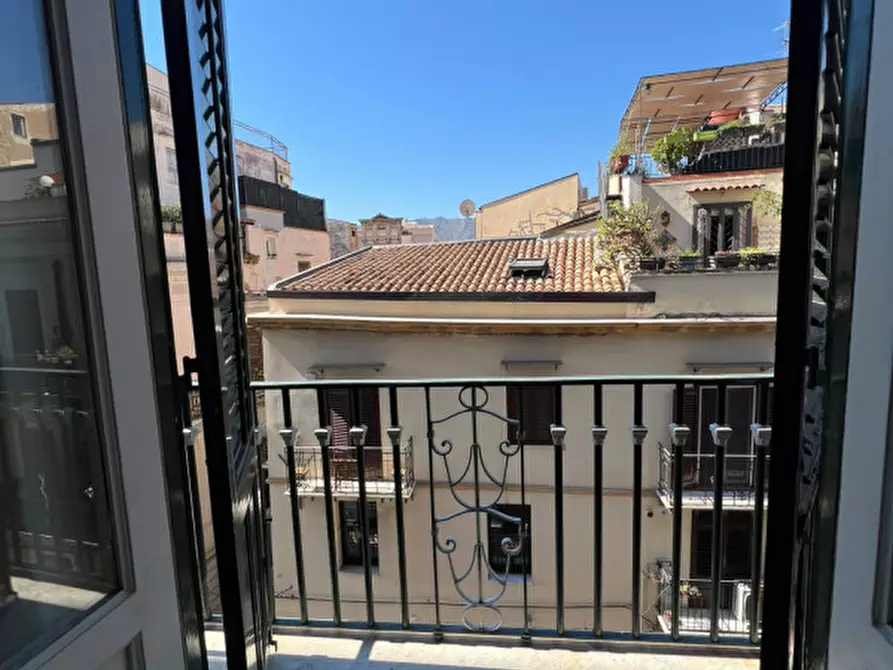 Immagine 45 di Appartamento in vendita  in Via Roma a Palermo