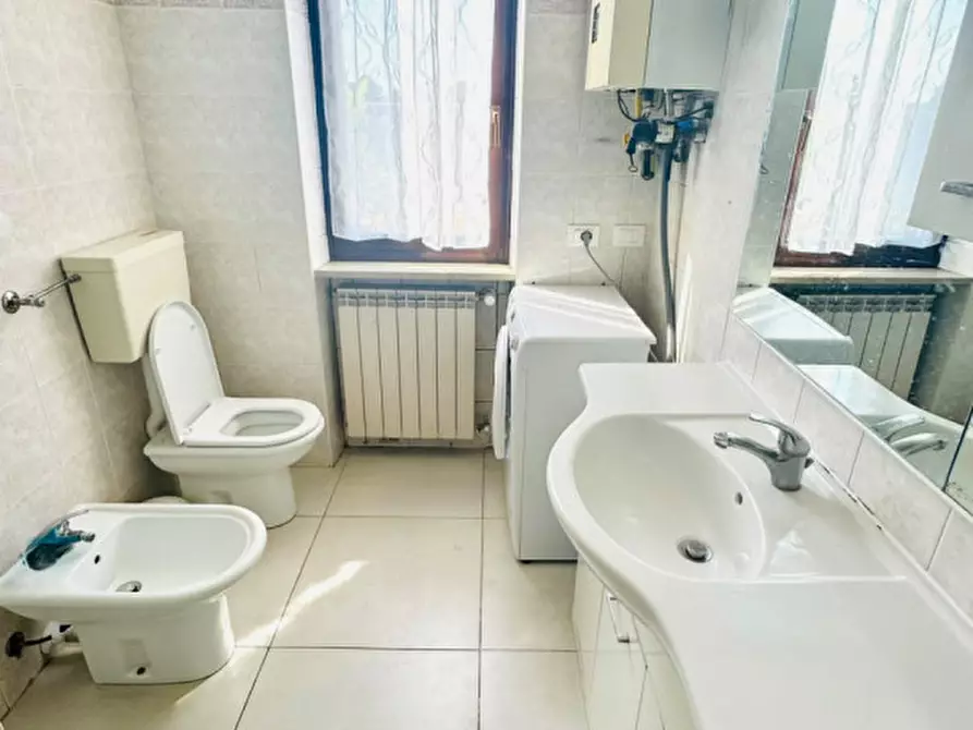 Immagine 18 di Appartamento in vendita  in via. Kennedy n.97 a Calvisano