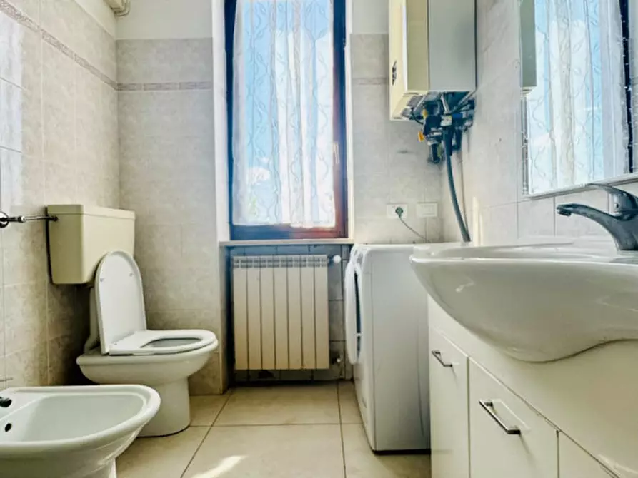 Immagine 19 di Appartamento in vendita  in via. Kennedy n.97 a Calvisano