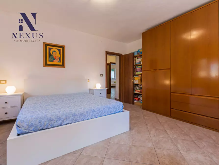 Immagine 19 di Casa trifamiliare in vendita  in Via dell'Arzilla a Fano
