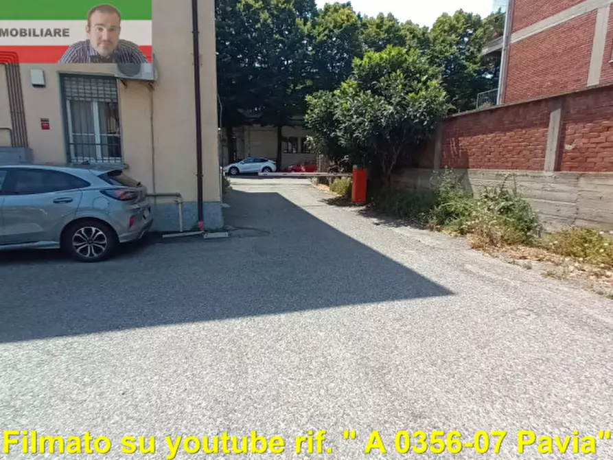 Immagine 2 di Garage in affitto  in Via Camillo Campari a Pavia