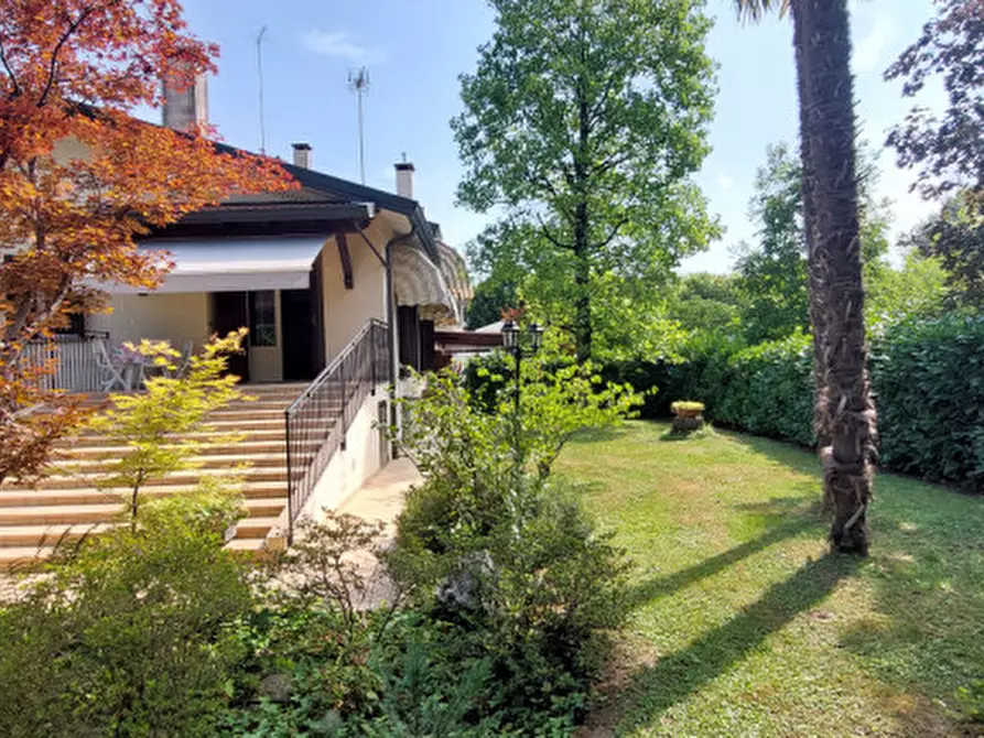 Immagine 4 di Casa bifamiliare in affitto  in Via Dell'Orto a Piazzola Sul Brenta
