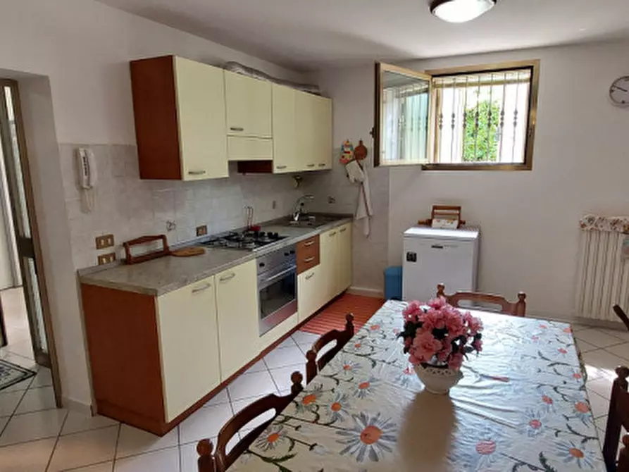 Immagine 22 di Casa bifamiliare in affitto  in Via Dell'Orto a Piazzola Sul Brenta