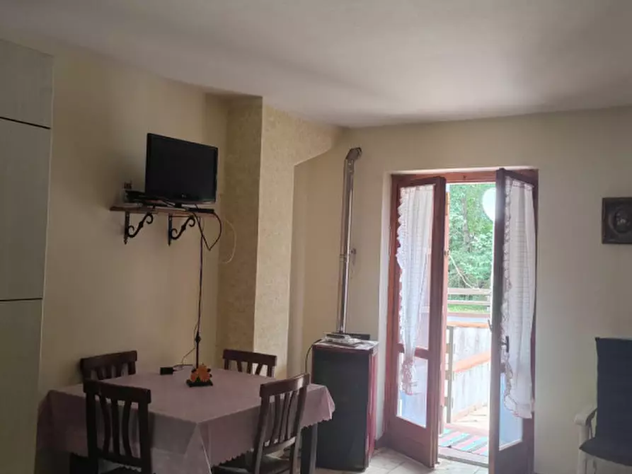 Immagine 2 di Appartamento in vendita  in Via Federici a Spezzano Della Sila