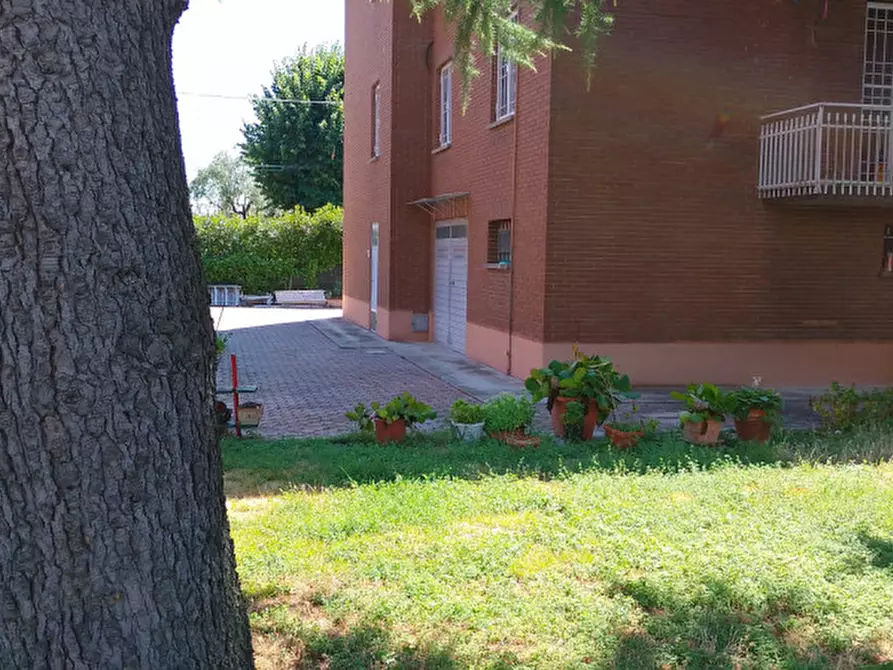 Immagine 7 di Appartamento in vendita  in Via Risorgimento a Castel Maggiore