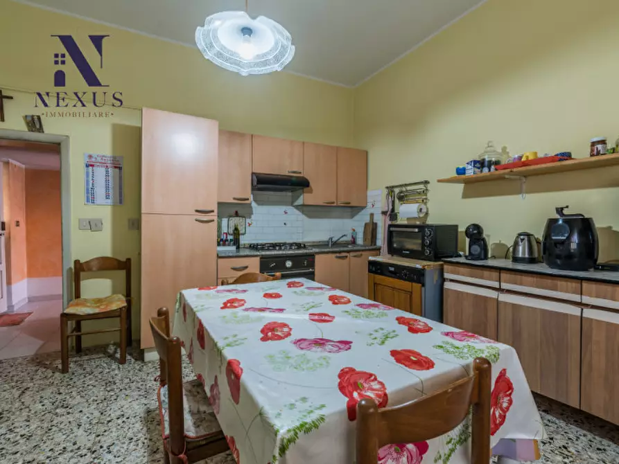 Immagine 10 di Casa indipendente in vendita  in via Tevere a Fano