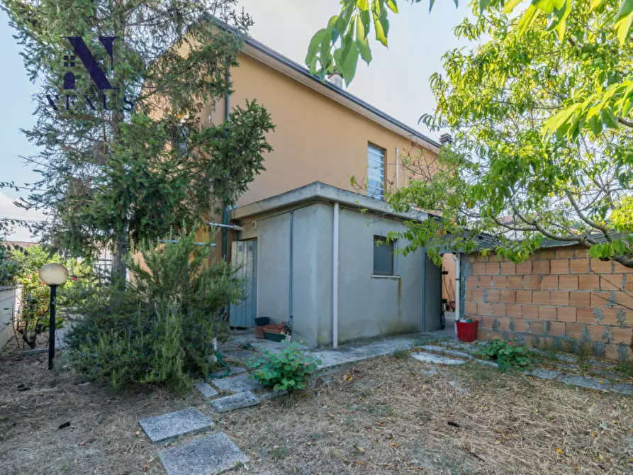Immagine 24 di Casa indipendente in vendita  in via Tevere a Fano