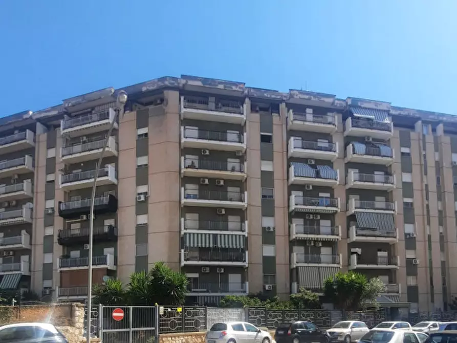 Immagine 2 di Appartamento in vendita  in Via Vincenzo Vitali a Palermo